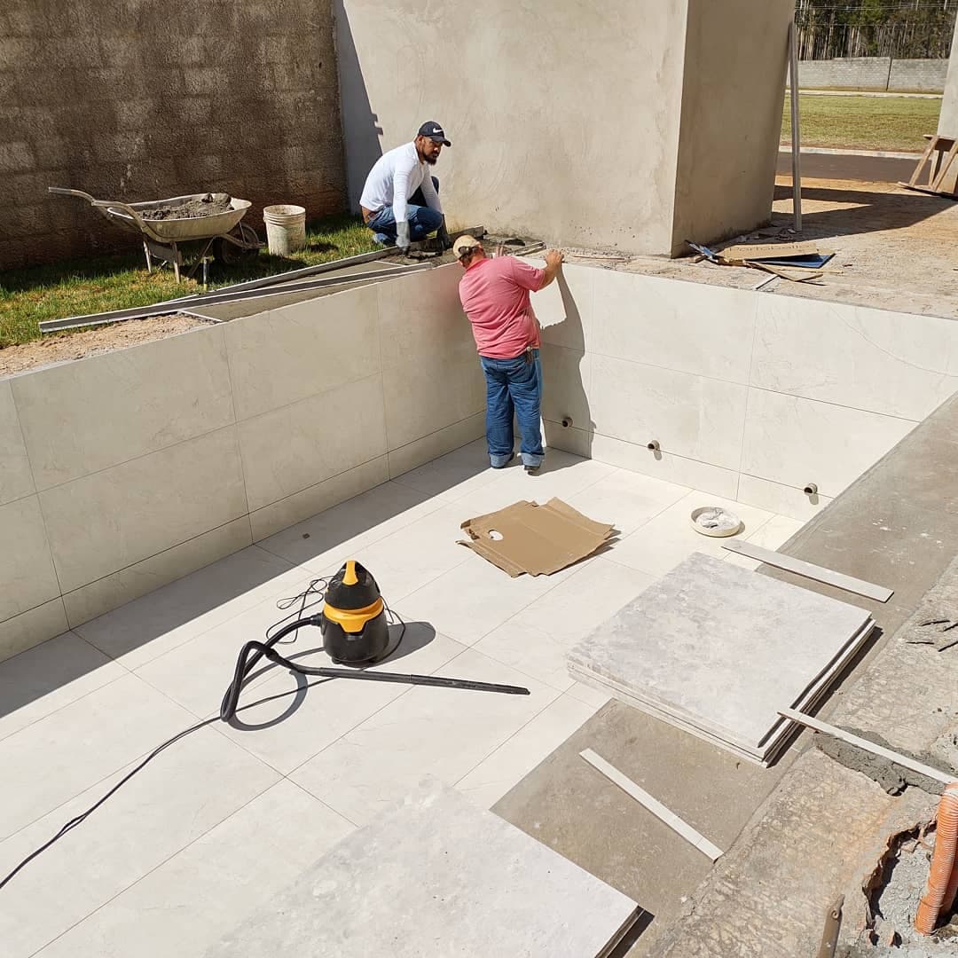 Piscina — Escavação