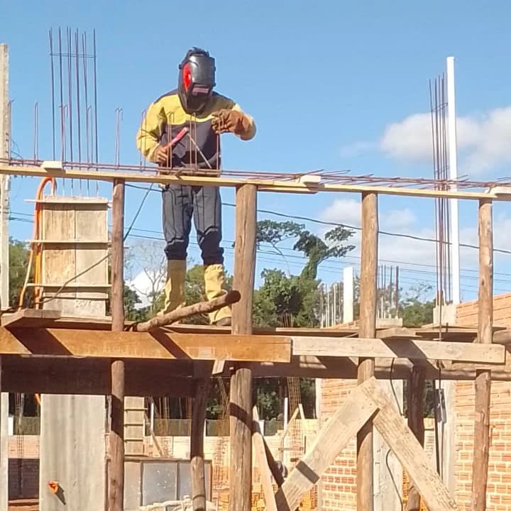 Equipe Lauro Construções trabalhando